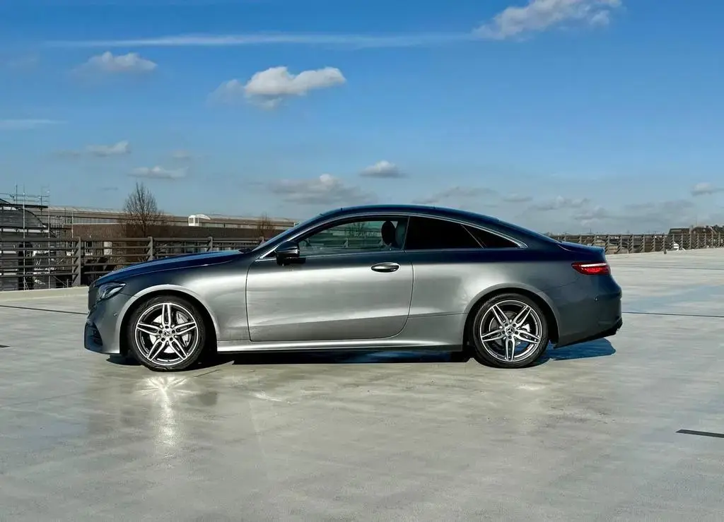 Main__Slider__Photo:Mercedes-Benz E-Class 200 Automatic, komplett. AMG-Line, Widescreen 01/2018-1