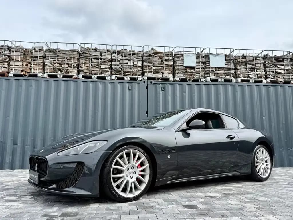Main__Slider__Photo:Maserati Granturismo 4.7 V8 Sport Automatik MC Bose 10/2014-0
