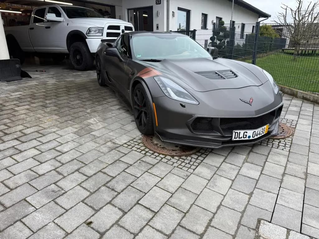Main__Slider__Photo:Corvette Z06 6.2 V8 Z06 AT8 Coupe Z06 3LZ 06/2016-0