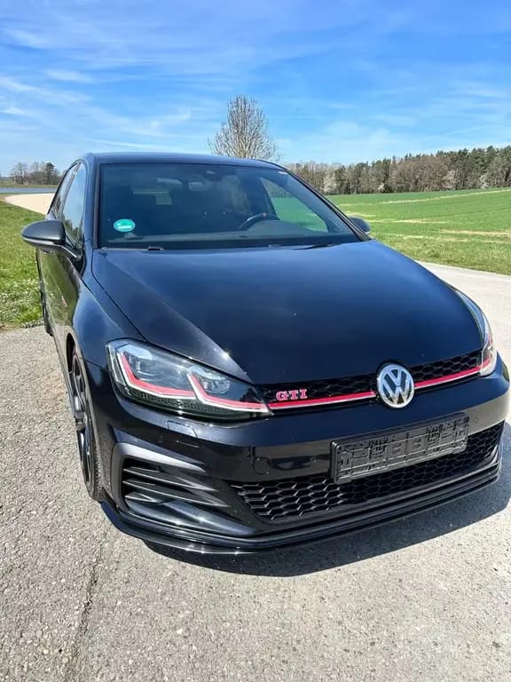 Main__Slider__Photo:Volkswagen Golf VII 2.0 TSI DSG GTI TCR 08/2019-0