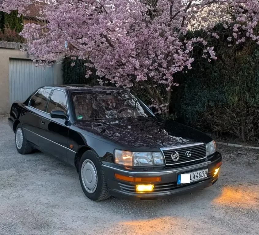 Main__Slider__Photo:Lexus LS 400 UCF10 Oldtimer-Zulassung 12/1992-0