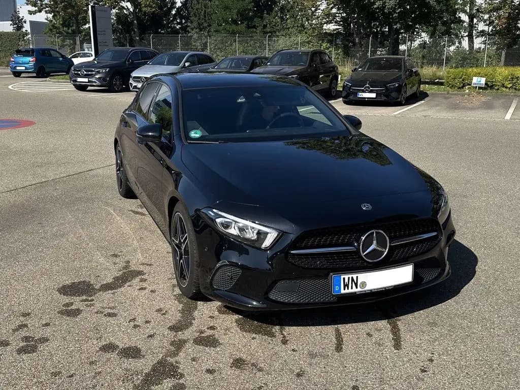 Main__Slider__Photo:Mercedes-Benz A-Class 200 - 09/2018-0
