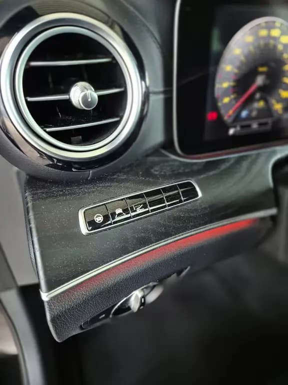 Main__Slider__Photo:Mercedes-Benz E-Class 400 4MATIC *AMG*360*Burm*Dis*Led*HUD 03/2018-0