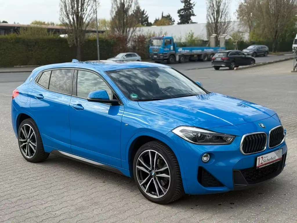 Main__Slider__Photo:BMW X2 sDrive 18 d M Paket Shadowline*Sportsitze* 11/2019-0