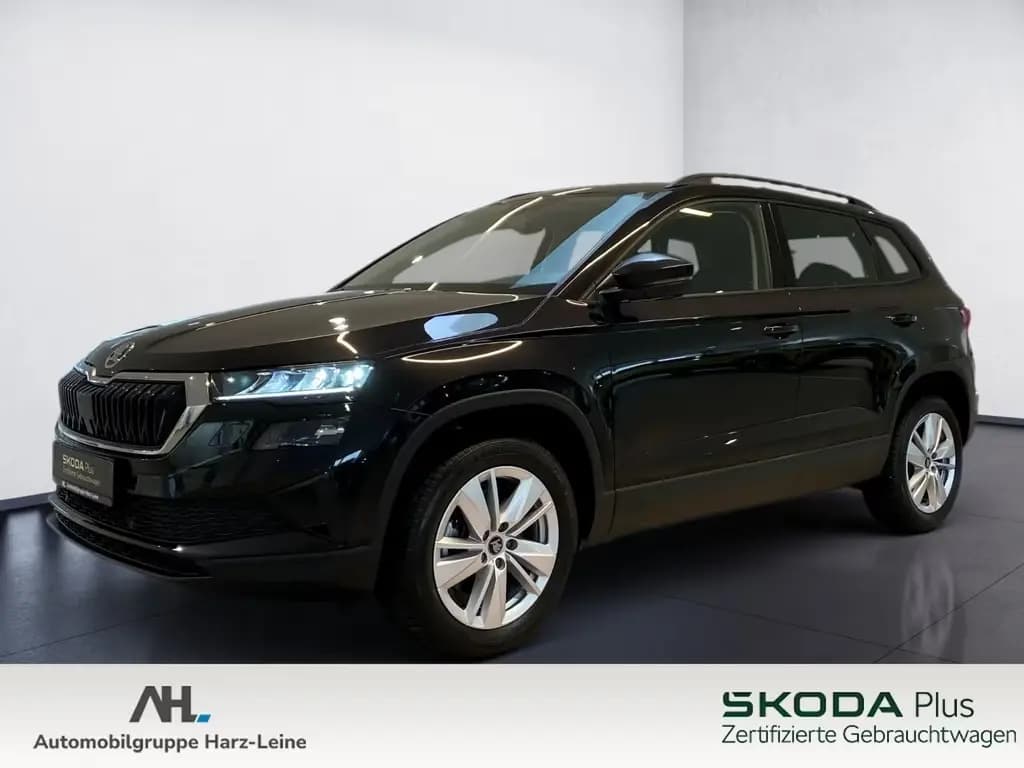 Main__Slider__Photo:Skoda Karoq Selection 1.5 TSI DSG *ab sofort* 09/2025-0