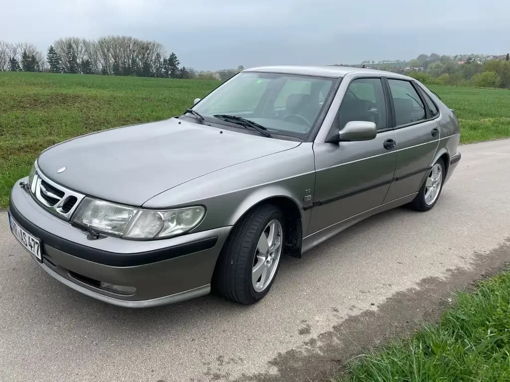 Main__Slider__Photo:Saab 9-3 2.0t Ecopower SE Fünftürer SE 01/2002-0