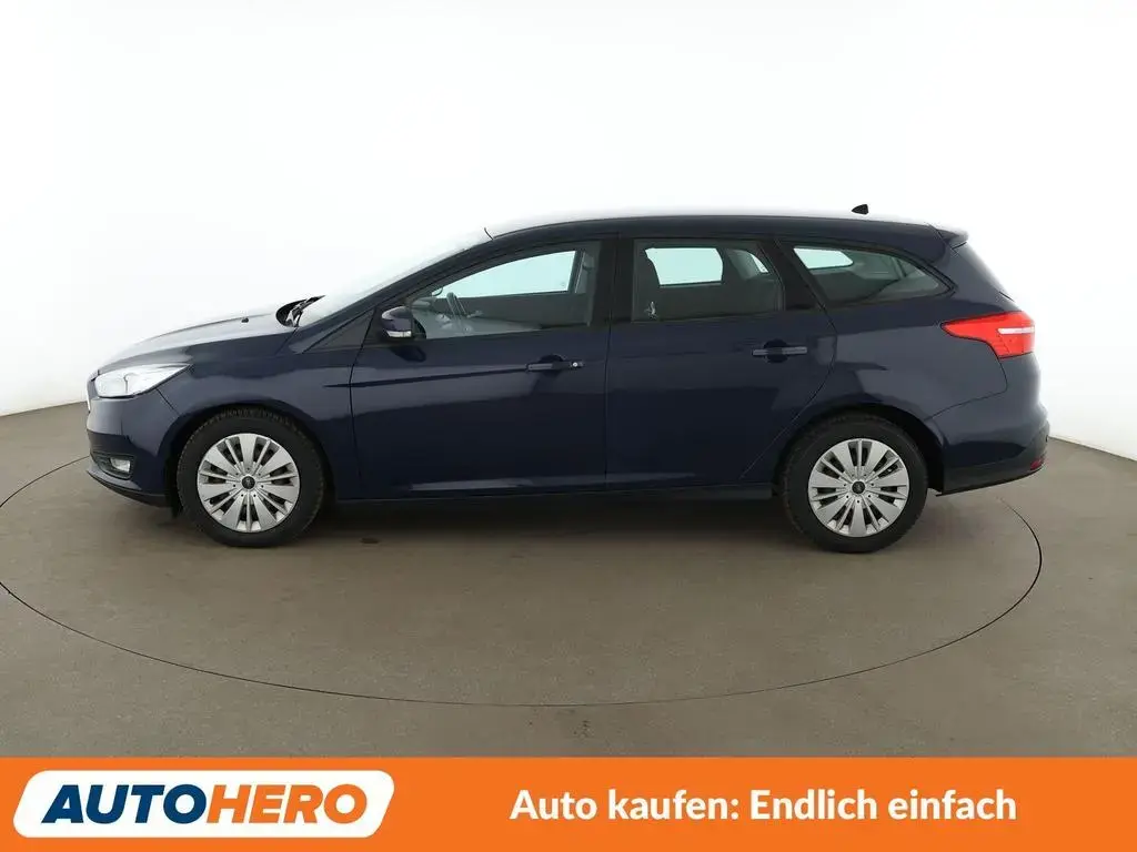 Main__Slider__Photo:Ford Focus 1.0 EcoBoost Trend *SHZ*LHZ*KLIMA* 04/2016-1