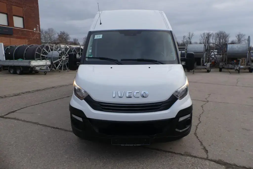 Main__Slider__Photo:Iveco Daily 2.3 Maxi L5H2*Automatik*Klima*Luftfederung 04/2017-1
