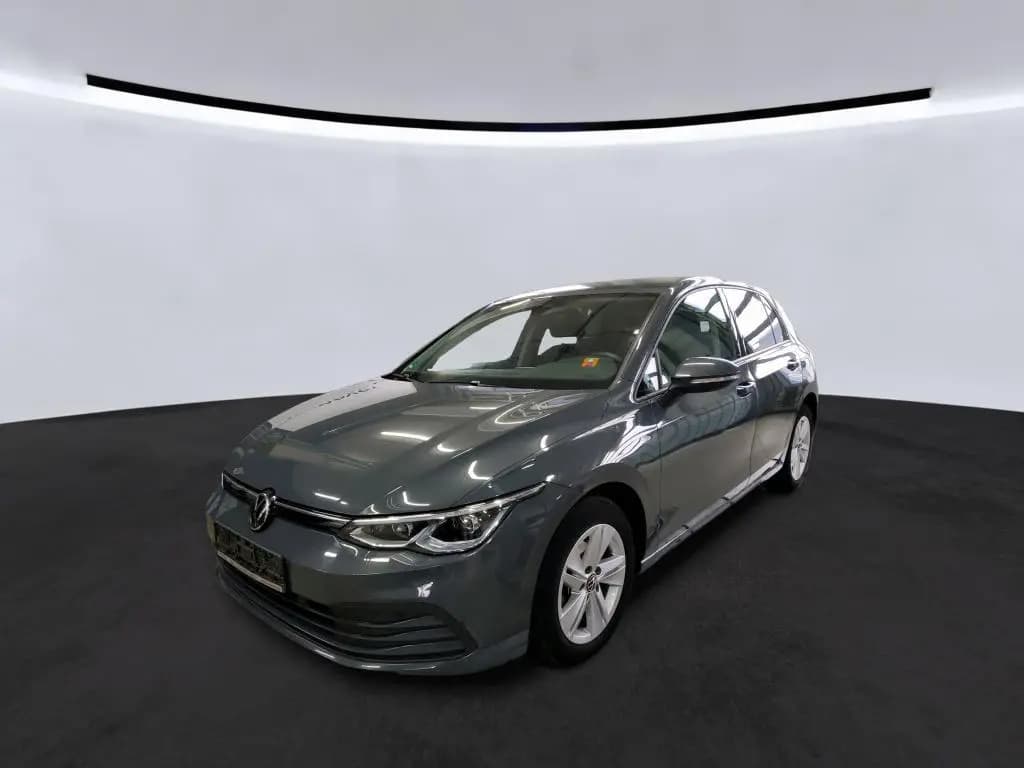 Main__Slider__Photo:Volkswagen Golf VIII Life 1.5TSI+96kW+SHZ+ALU 03/2023-0