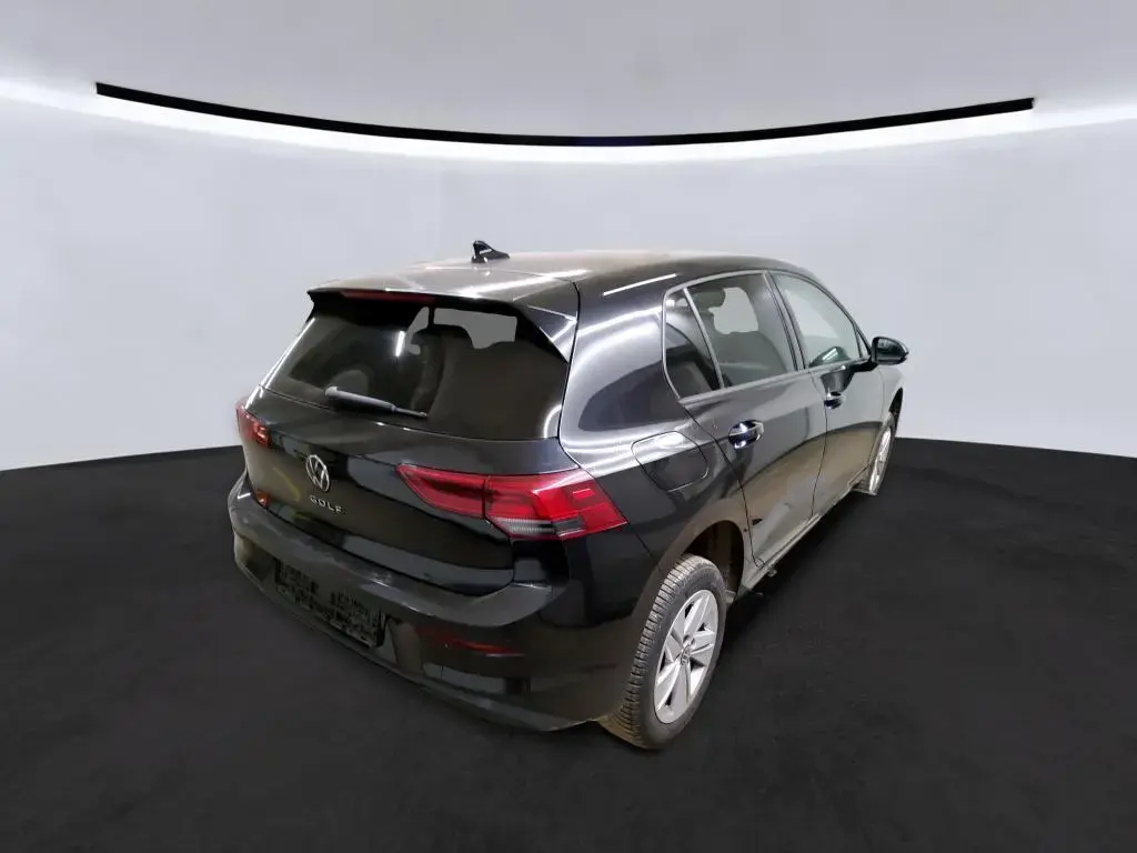 Main__Slider__Photo:Volkswagen Golf VIII Lim. Life 1.5TSI+96kW+Kamera 02/2023-1