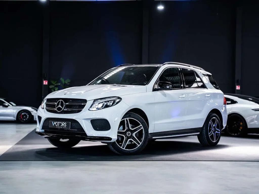 Main__Slider__Photo:Mercedes-Benz GLE-Class 250 250d 4-Matic - AHK - AMG line - Night pa 03/2017-0