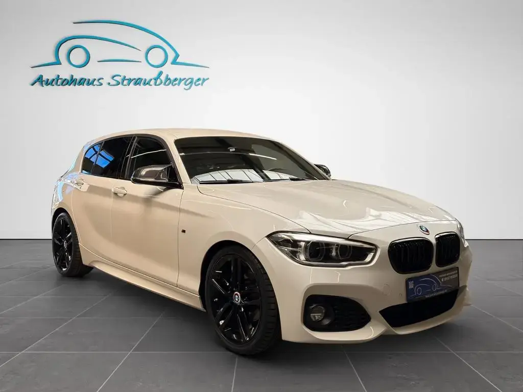 Main__Slider__Photo:BMW 1 Series 120i Lim. M Sport SHZ LED 2-Z Klimaaut. PDC 02/2017-1