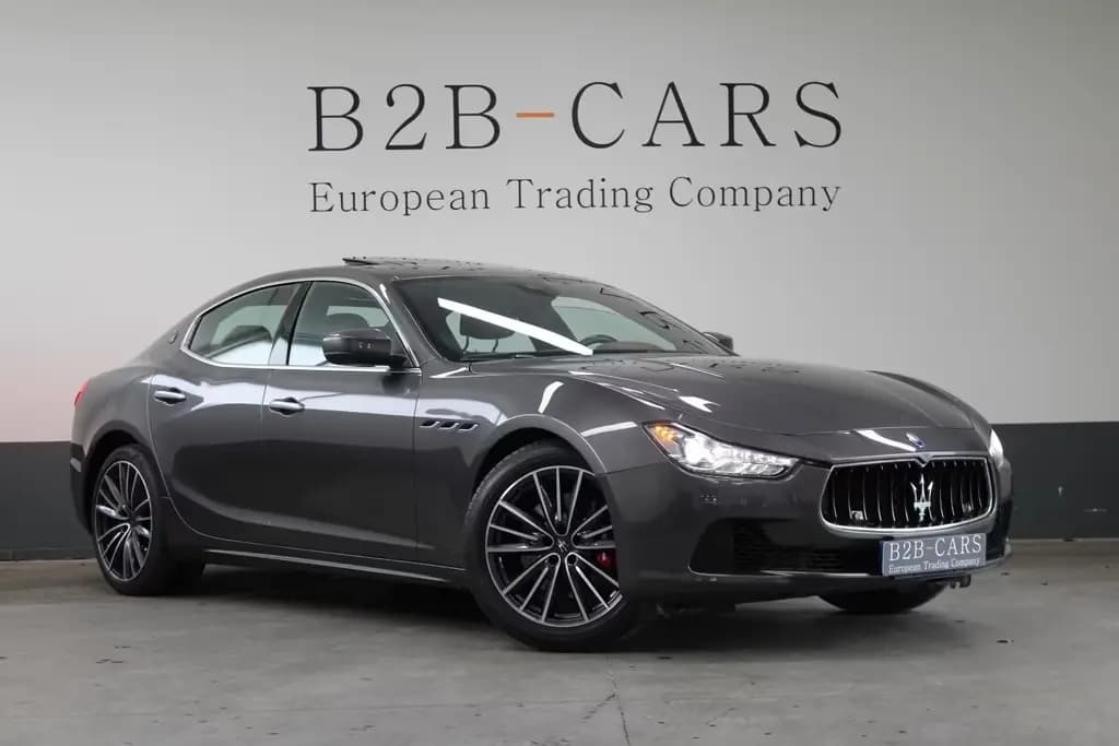 Main__Slider__Photo:Maserati Ghibli 3.0 V6 Automatik - Dach - Leder - Xenon 08/2016-0
