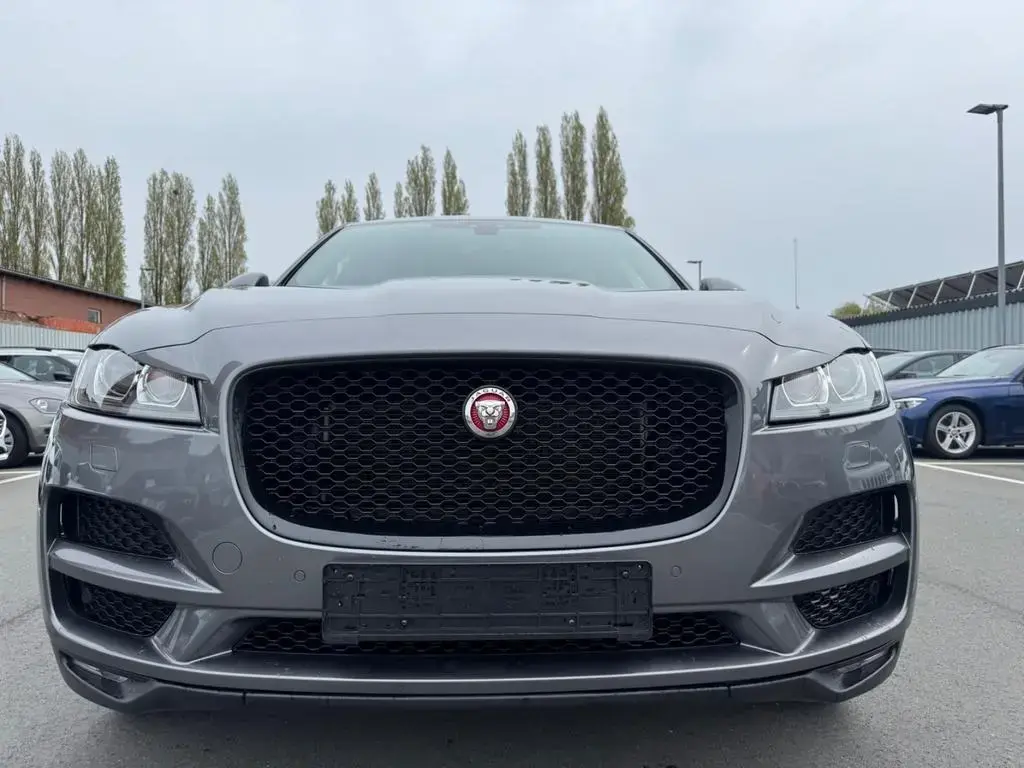 Main__Slider__Photo:Jaguar F-Pace F-PACE *PRESTIGE*DEFEKT*LÄUFT UNRUHIG 08/2017-1
