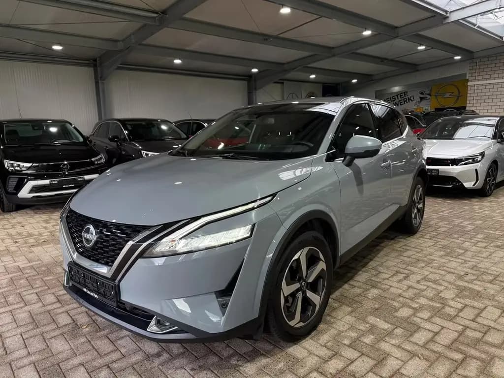 Main__Slider__Photo:Nissan Qashqai 1.3 DIG-T N-Connecta LED ACC 360° RFK 01/2024-0