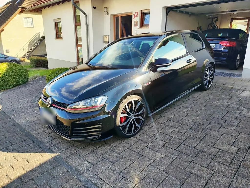 Main__Slider__Photo:Volkswagen VW Golf 7 GTI Performance 11/2015-0