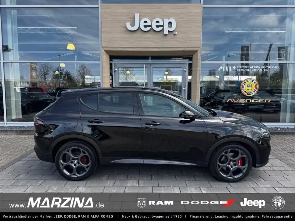 Main__Slider__Photo:Alfa Romeo Tonale Veloce 1.5 Mild Hybrid 360 Kamera LED Spe 12/2023-0