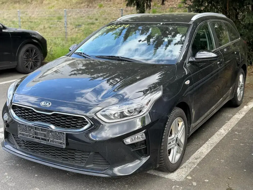 Main__Slider__Photo:Kia Ceed Sportswagon - AUT - MOTORPROBLEM 08/2020-1