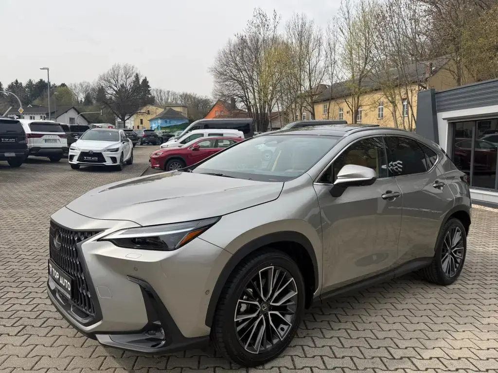 Main__Slider__Photo:Lexus NX 450 h+Luxury.HUD.P.Dach.360K.ACC.AWD.MY26 null-1