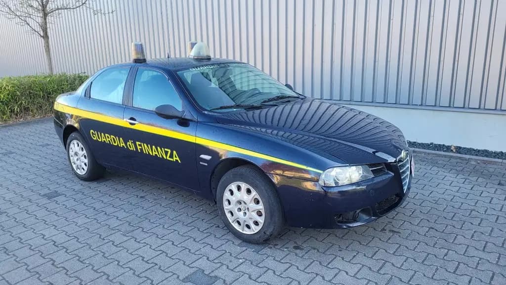 Main__Slider__Photo:Alfa Romeo 156 Alfa 156   Guardia di Finanza (Polizei Auto) 07/2004-0