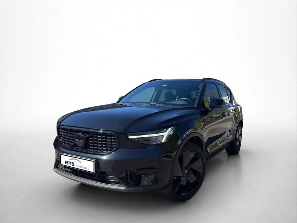 Main__Slider__Photo:Volvo XC40 B3 Black Edition Plus Harman/Kardon 20" LM 02/2025-0