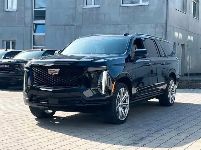 Main__Slider__Photo:Cadillac Escalade ESV Sport Platinum 6.2l MY 26 null-1