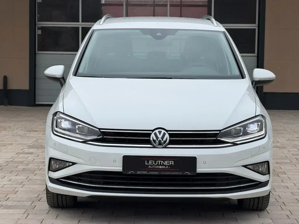 Main__Slider__Photo:Volkswagen Golf Sportsvan 1.5 TSI DSG Join*AHK*Kamera*ACC 05/2018-1