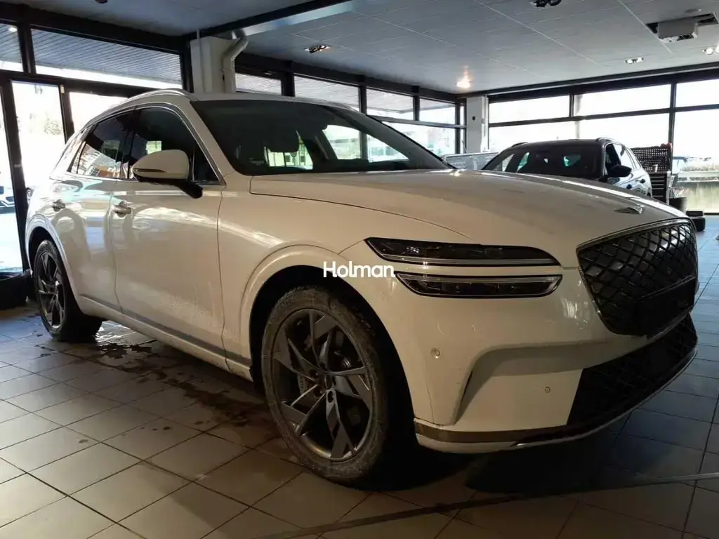 Main__Slider__Photo:Genesis GV70 ELEKTRO Sport 4WD 77.4 kWh HUD 360° Pano AC 12/2022-1