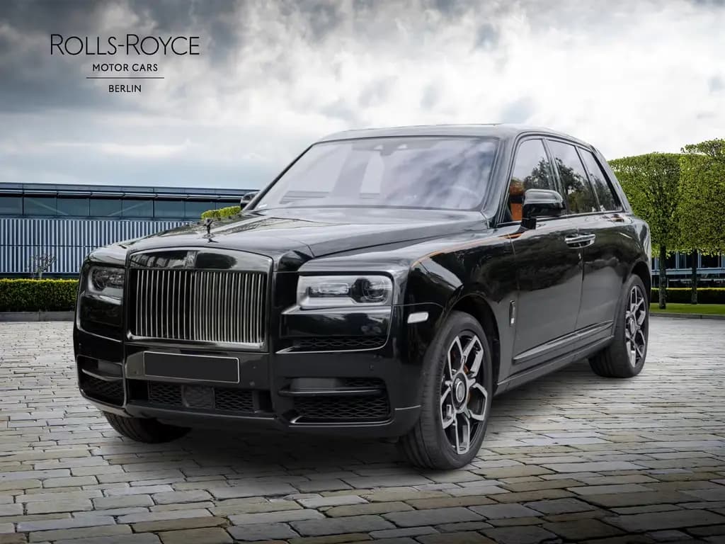 Main__Slider__Photo:Rolls-Royce Cullinan #oncommission 03/2023-0