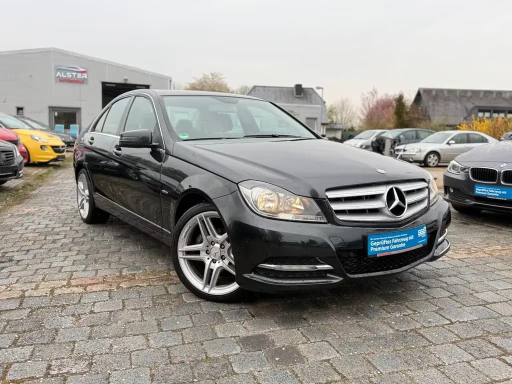 Main__Slider__Photo:Mercedes-Benz C 180 Lim 1,8 CGI BlueEfficiency Automatik 06/2011-0