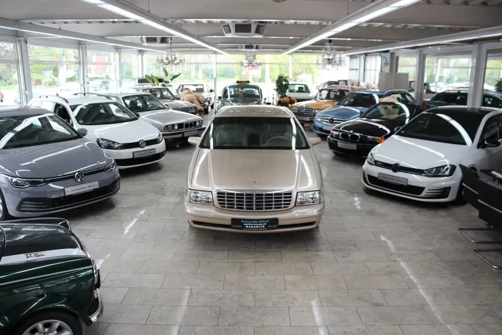 Main__Slider__Photo:Cadillac Deville V8 Limousine *Vollleder/Klimaautomatik* 07/1998-0