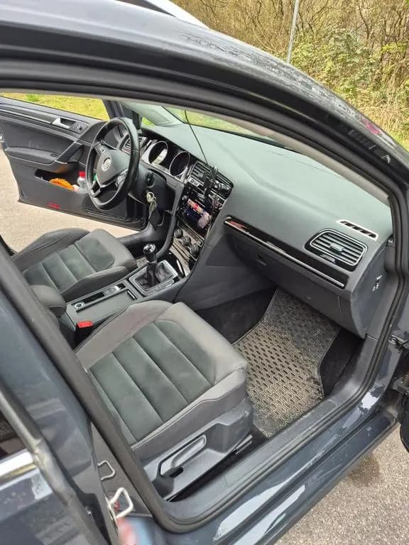 Main__Slider__Photo:Volkswagen VW Golf VII Variant 1.5 TSI Highline | gep... 06/2020-0