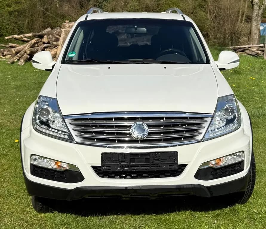 Main__Slider__Photo:Ssangyong REXTON 2.2 Diesel e-XDi 220 Crystal 2WD Crystal 02/2016-0