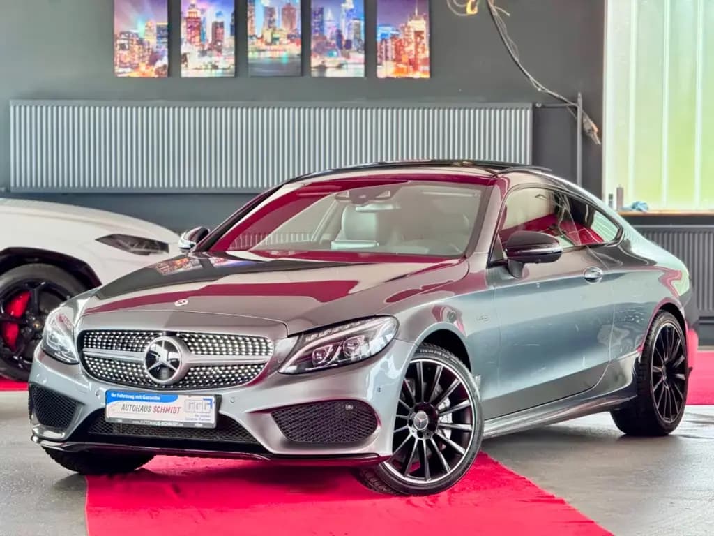 Main__Slider__Photo:Mercedes-Benz C-Class 43 AMG Coupe 4M Pano HeadUp Saga Burmester 360 10/2017-0