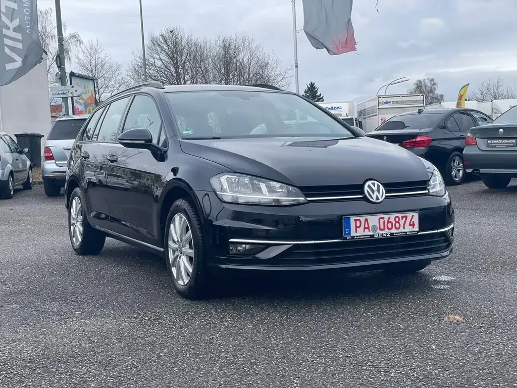 Main__Slider__Photo:Volkswagen Golf VII Variant Comfortline BMT/Start-Stopp 11/2018-1