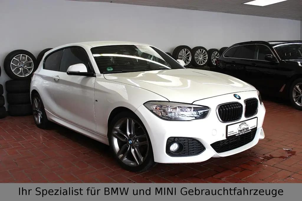 Main__Slider__Photo:BMW 1 Series 118i M-PAKET*Alcantara*Scheckheft 11/2016-0
