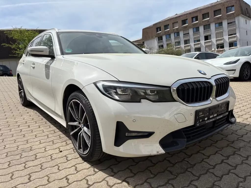 Main__Slider__Photo:BMW 320 d xDrive Sport Line*HiFi*18*ACC*LED*Leder* 08/2020-0
