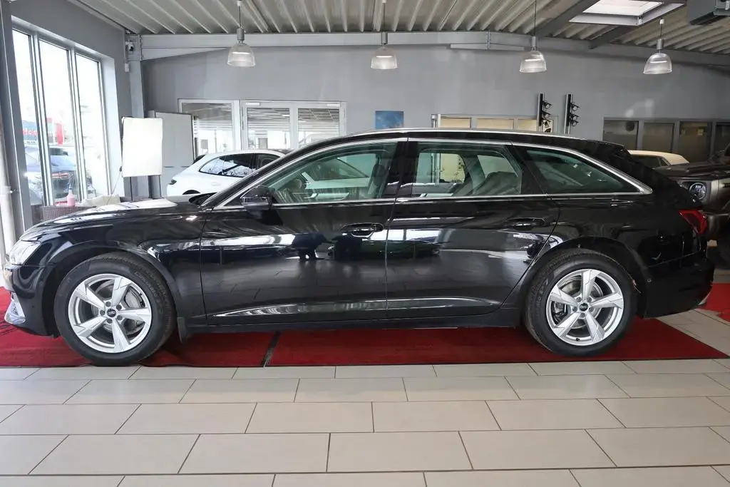 Main__Slider__Photo:Audi A6 Avant 40 TDI quattro Standheizung 02/2024-1
