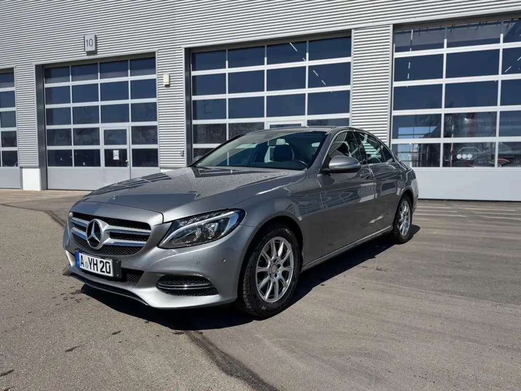 Main__Slider__Photo:Mercedes-Benz MB C200 Avantgarde,56.314 km,LED,Navi,AHK,8-Fach 04/2015-0