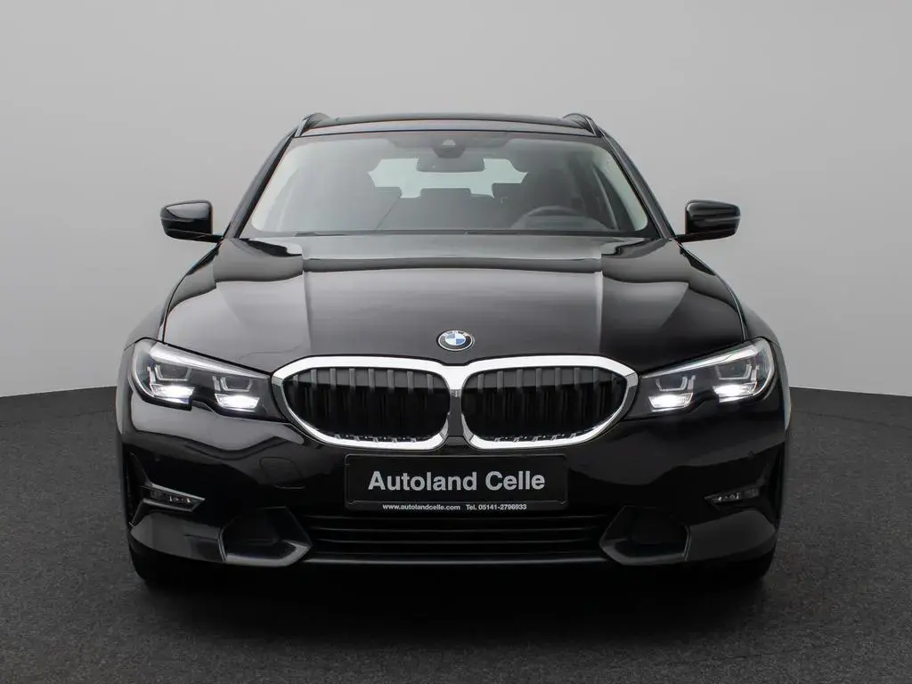 Main__Slider__Photo:BMW 3 Series 320d  Sport Line Panorama HUD DAB Lordos LED PDC 12/2020-1