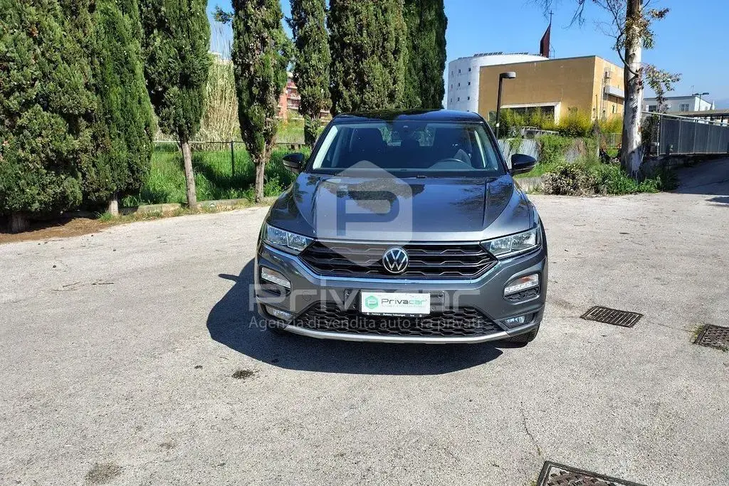Main__Slider__Photo:Volkswagen T-Roc T-Roc 1.0 TSI Business BlueMotion Tec 05/2021-1