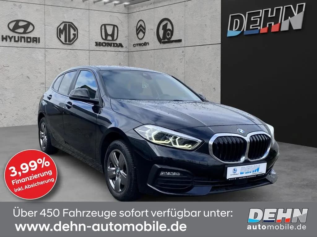 Main__Slider__Photo:BMW 1 Series 118 i AT Advantage ACC Parkpaket Kamera Navi 11/2023-0