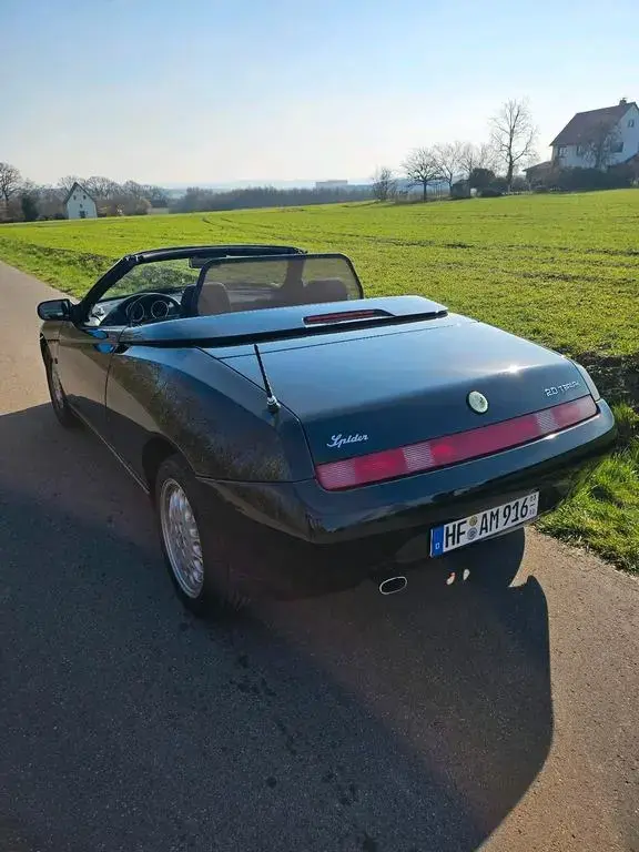 Main__Slider__Photo:Alfa Romeo Spider Cabrio 08/2002-1