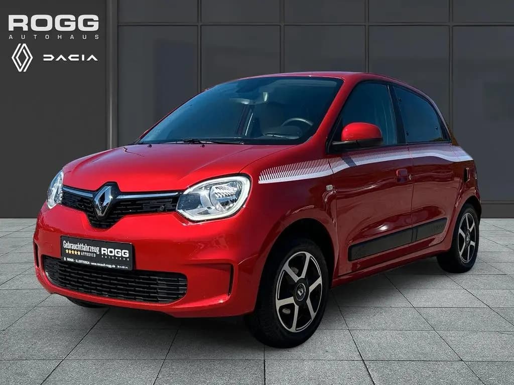 Main__Slider__Photo:Renault Twingo Limited TCe 90 03/2020-0