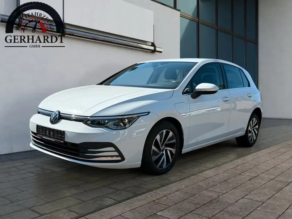 Main__Slider__Photo:Volkswagen Golf VIII eHybrid Style 1.4 *NAVI*CAM*KEYLESSGO* 05/2021-0