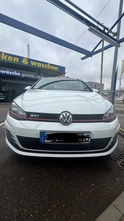 Main__Slider__Photo:Volkswagen Golf 7 GTI Performance 04/2014-1