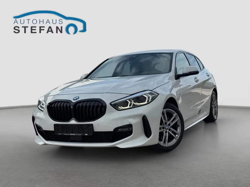 Main__Slider__Photo:BMW 118 i Steptronic Lim. M Sport Leder|LED|PDC|Live 10/2022-0