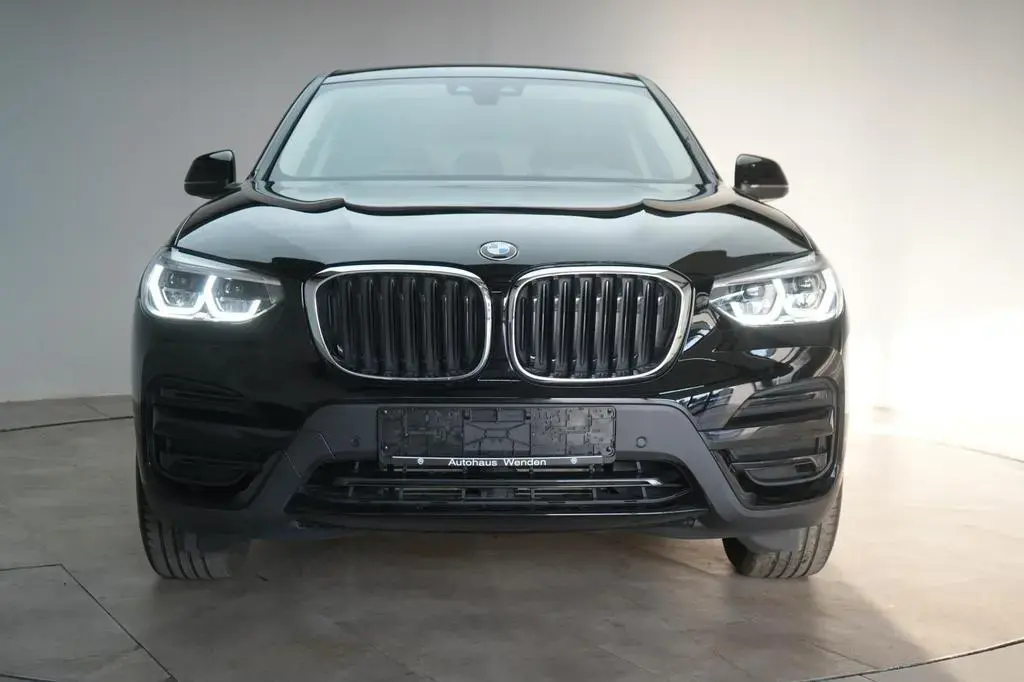 Main__Slider__Photo:BMW X3 xDrive30d Advantage Carplay/Temp/AHK/LED 06/2021-1