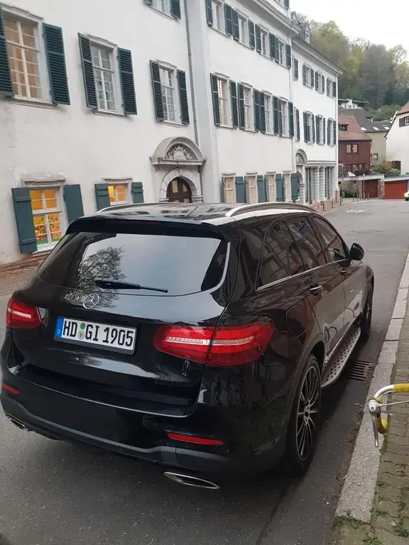 Main__Slider__Photo:Mercedes-Benz GLC-Class 250 4MATIC AMG Line Autom. Sterne Himmel 01/2016-1