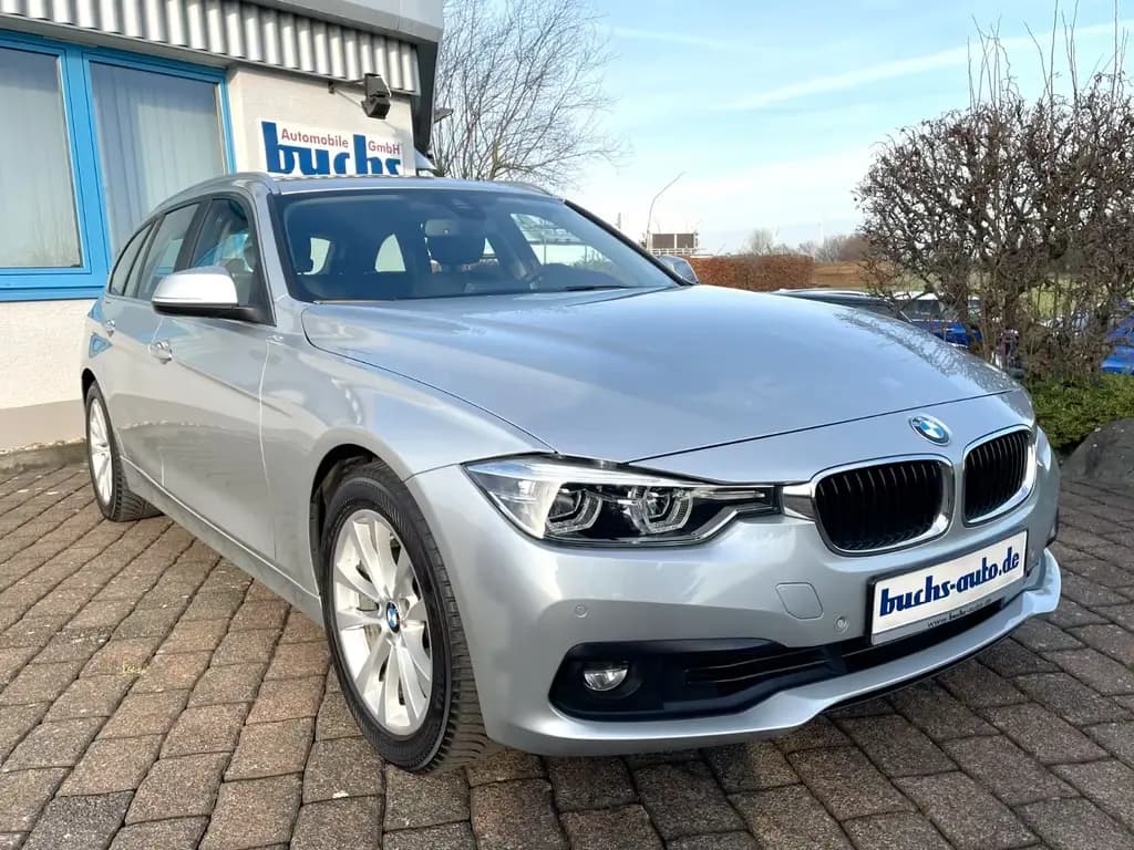 Main__Slider__Photo:BMW 3 Series 320i Touring Autom. Advantage LED Navi 04/2019-0